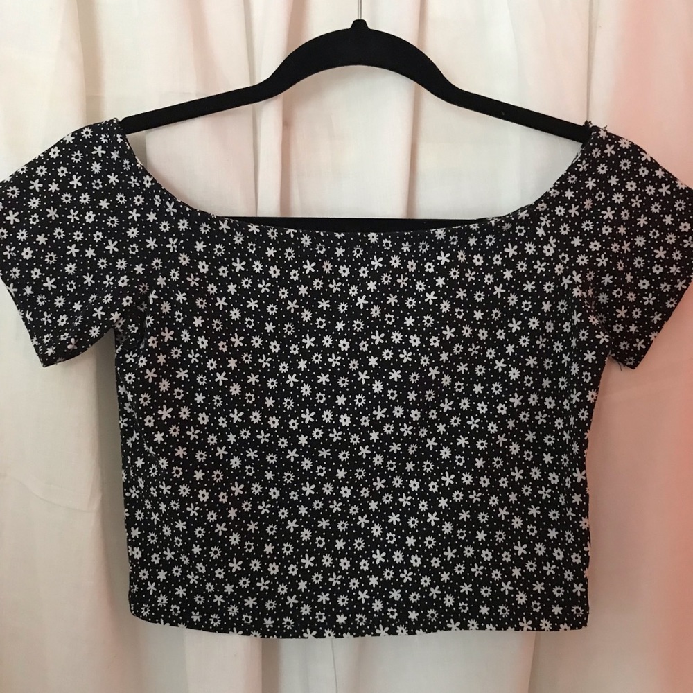 Off the shoulder floral crop top